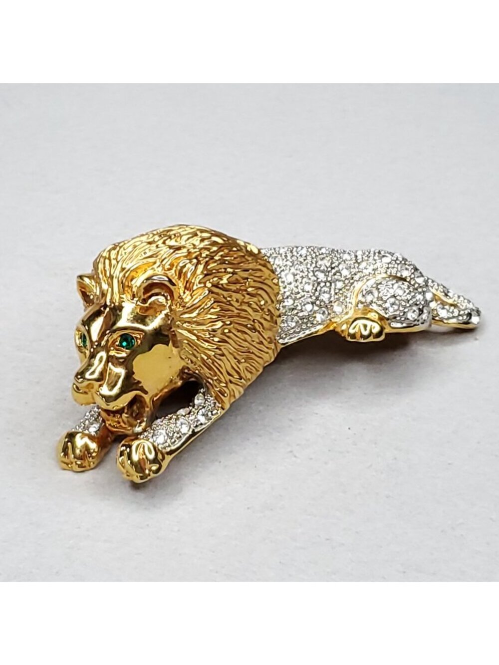 Vintage Lion Shoulder Brooch Rhinestone 3D Figural Gold Silver Tone Glam 4 1/4"
